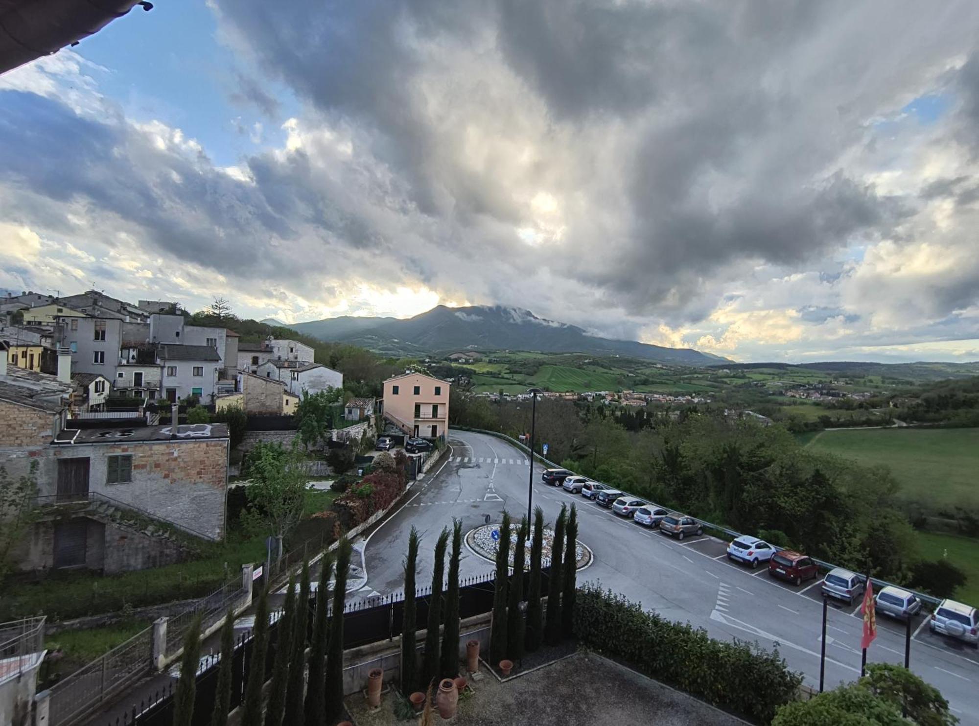 Degli Alessandri House Sassoferrato Εξωτερικό φωτογραφία